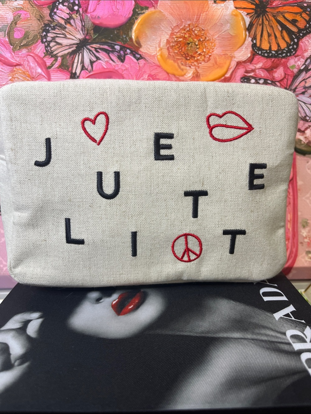 Juliette Has a Gun- Neutral Canvas Cosmetic Pouch gift set